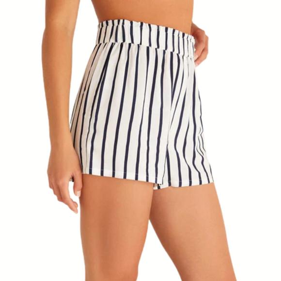 NEW Z SUPPLY women's low tide stripe short in cloud dancer - Picture 2 of 4